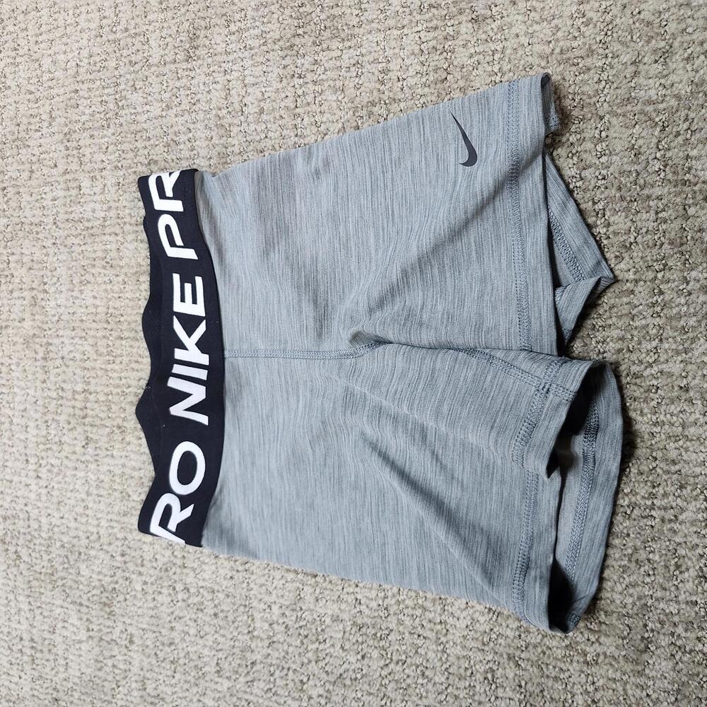 Nike Pro Shorts Dri Fit Gray Black White Women’s Size XS